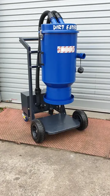 Dirt Eater Big Boss large HEPA industrial vacuum in action